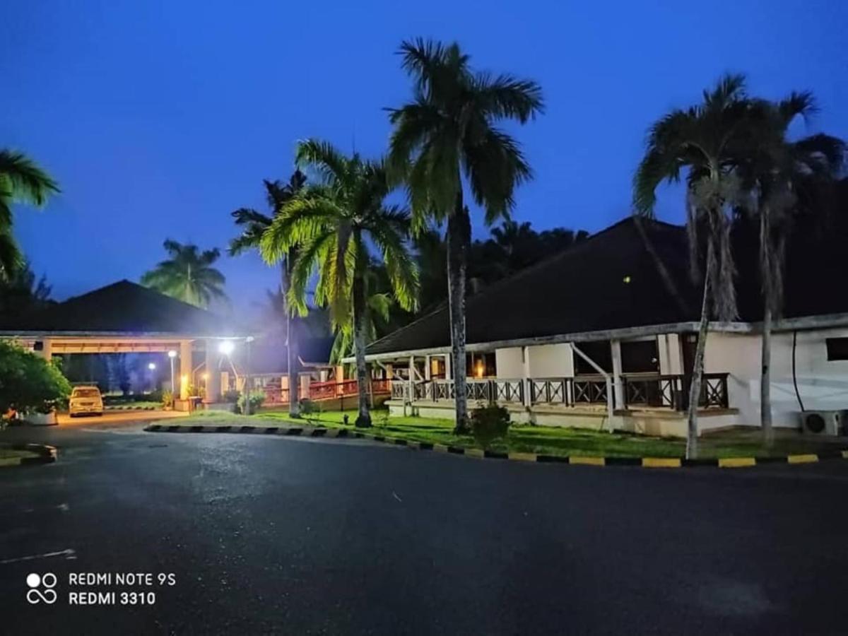 Hotel Felda Residence Sahabat Kampong Ateamu Exterior photo